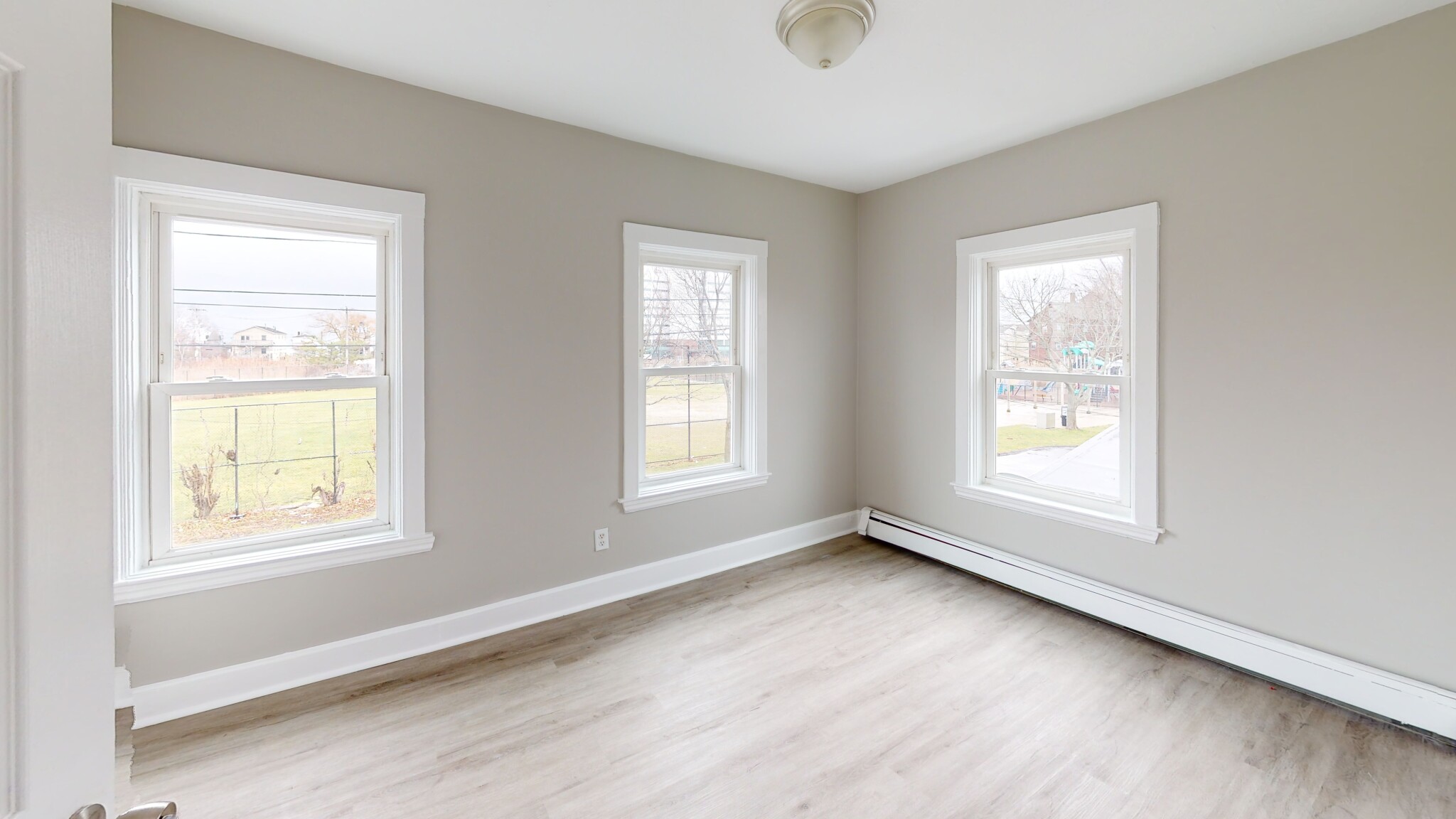 30 32 Dashwood St, Revere