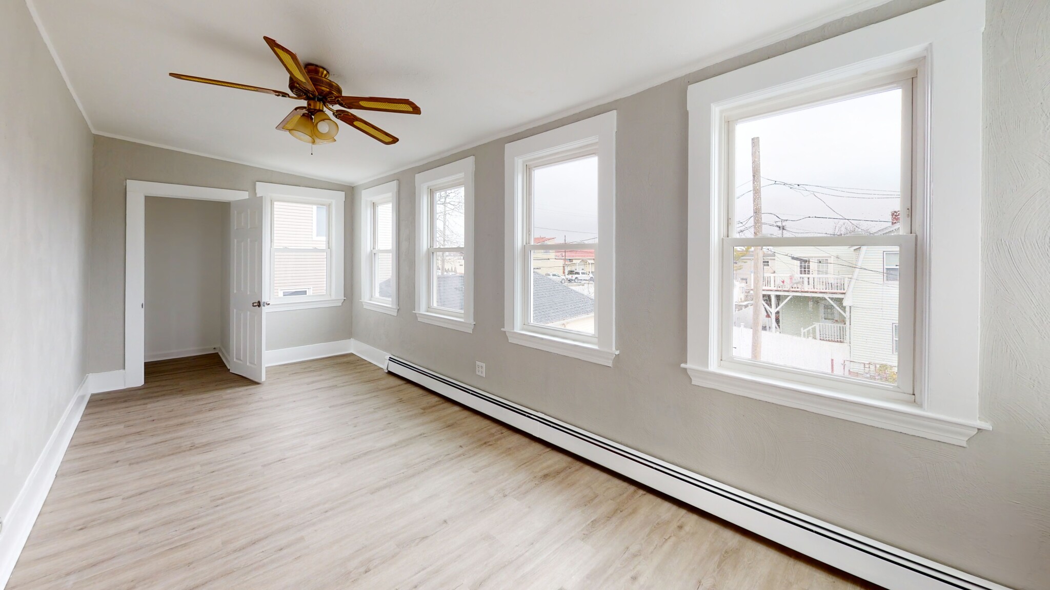 30 32 Dashwood St, Revere