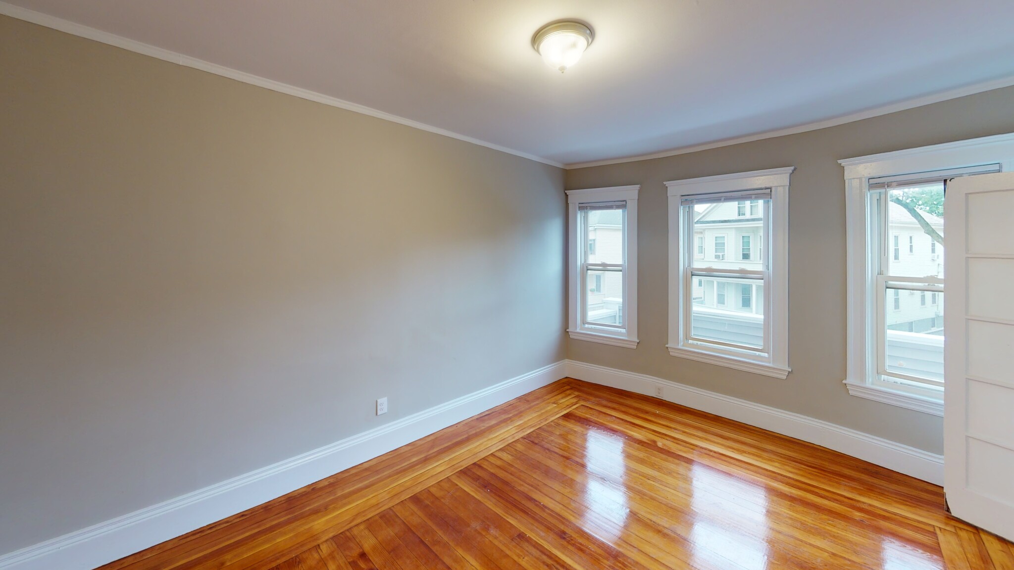 21 23 Pennsylvania Ave, East Somerville