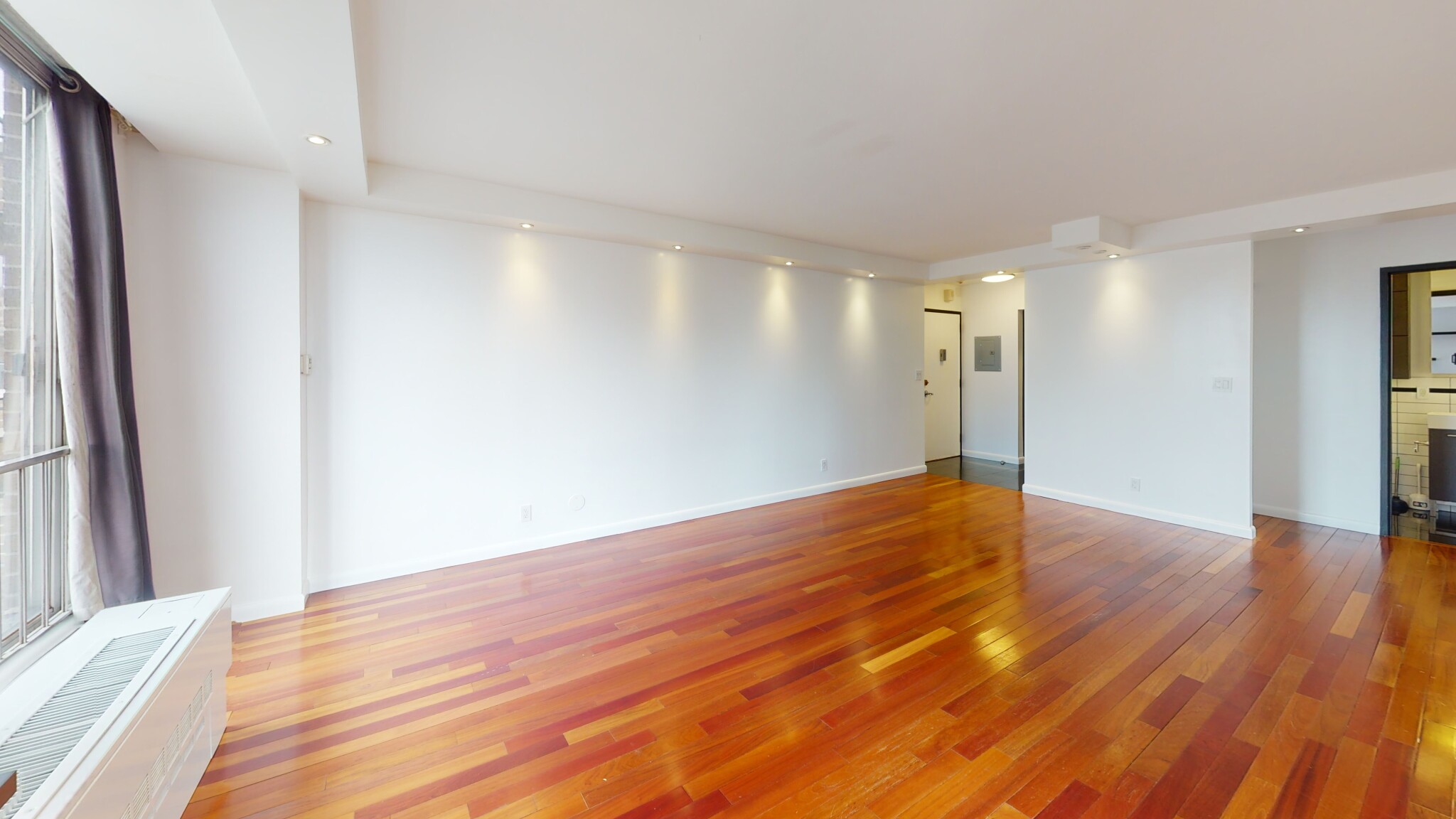 33 Pond Ave, Brookline Village