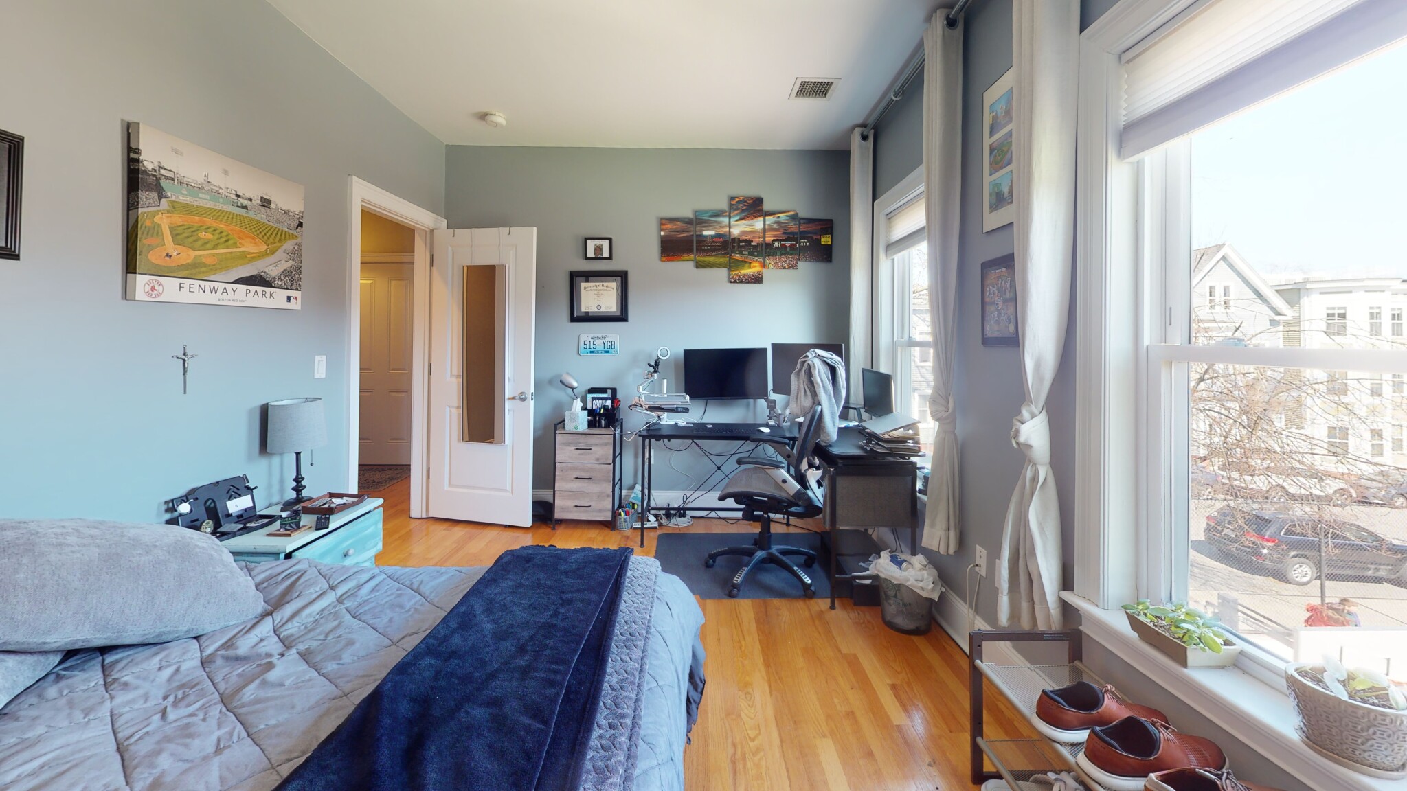 Photos of apartment on East 3rd,Boston MA 02127