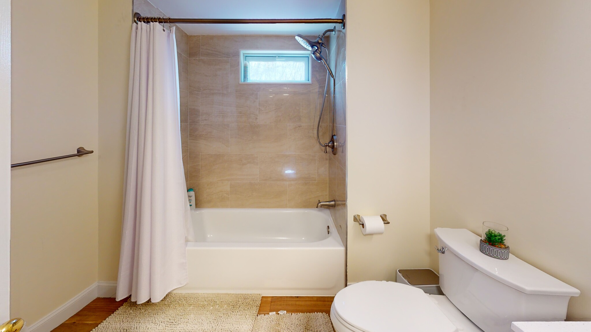 121 Bedford St, Waltham