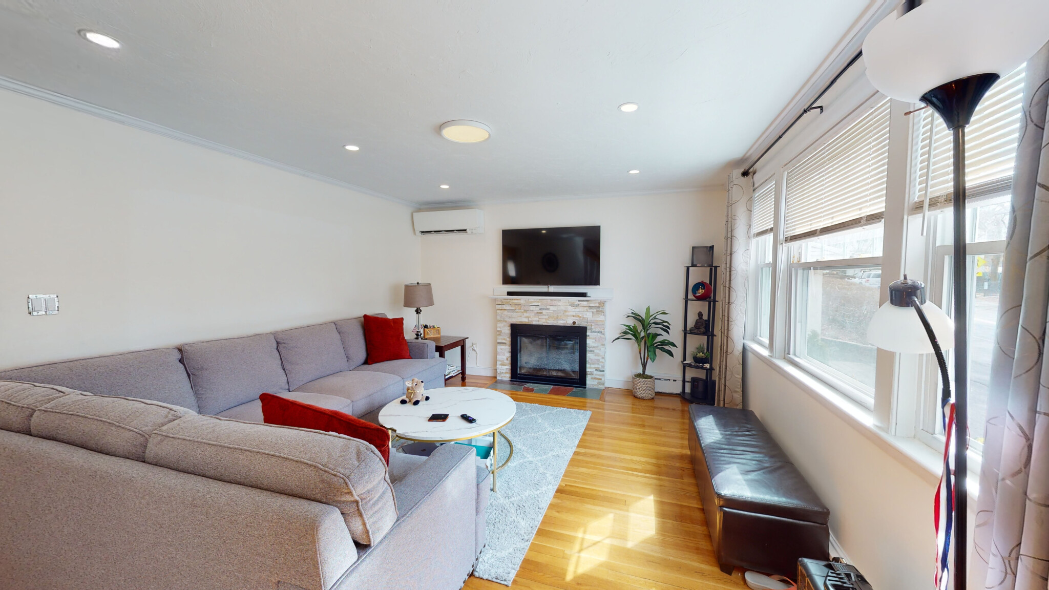 121 Bedford St, Waltham