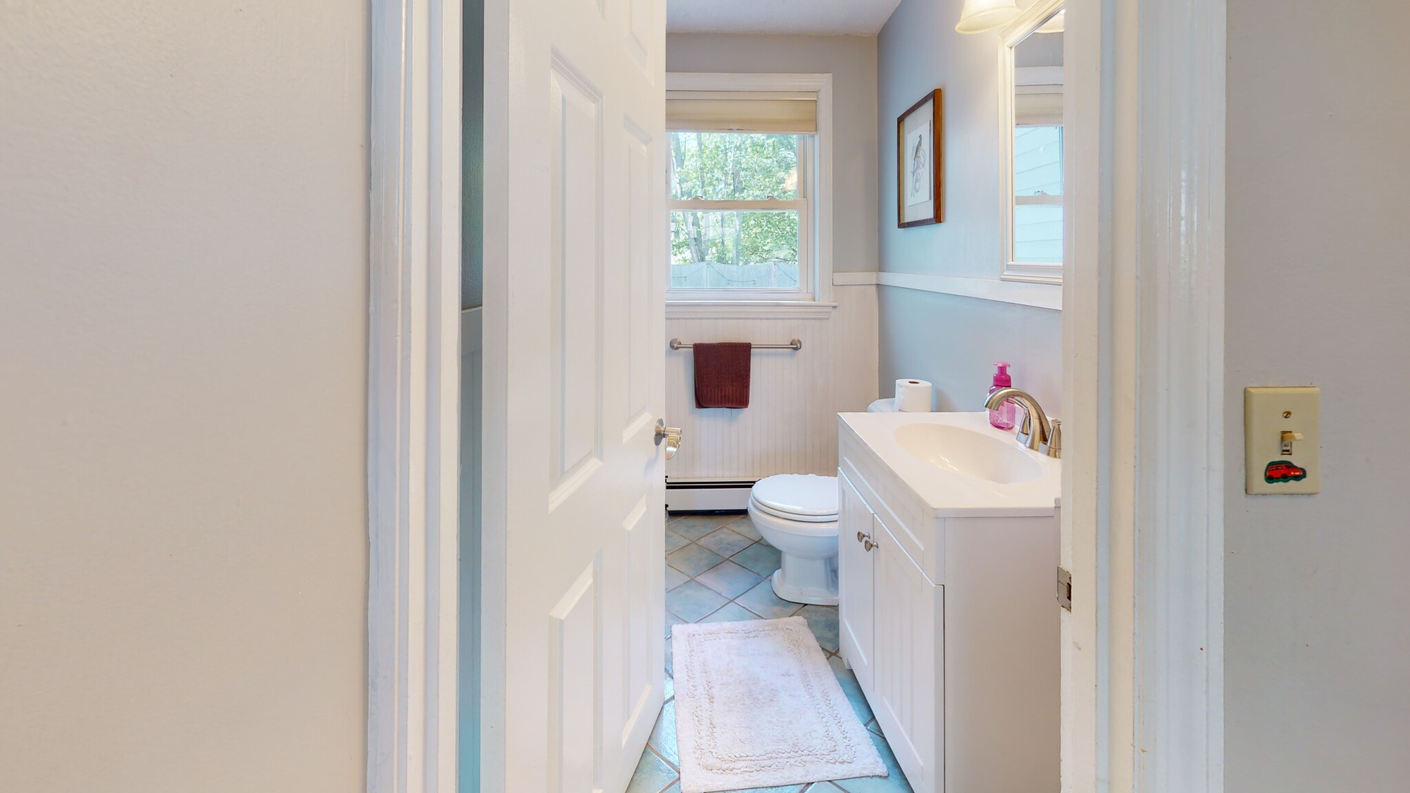 14 Wedgewood Rd, Framingham