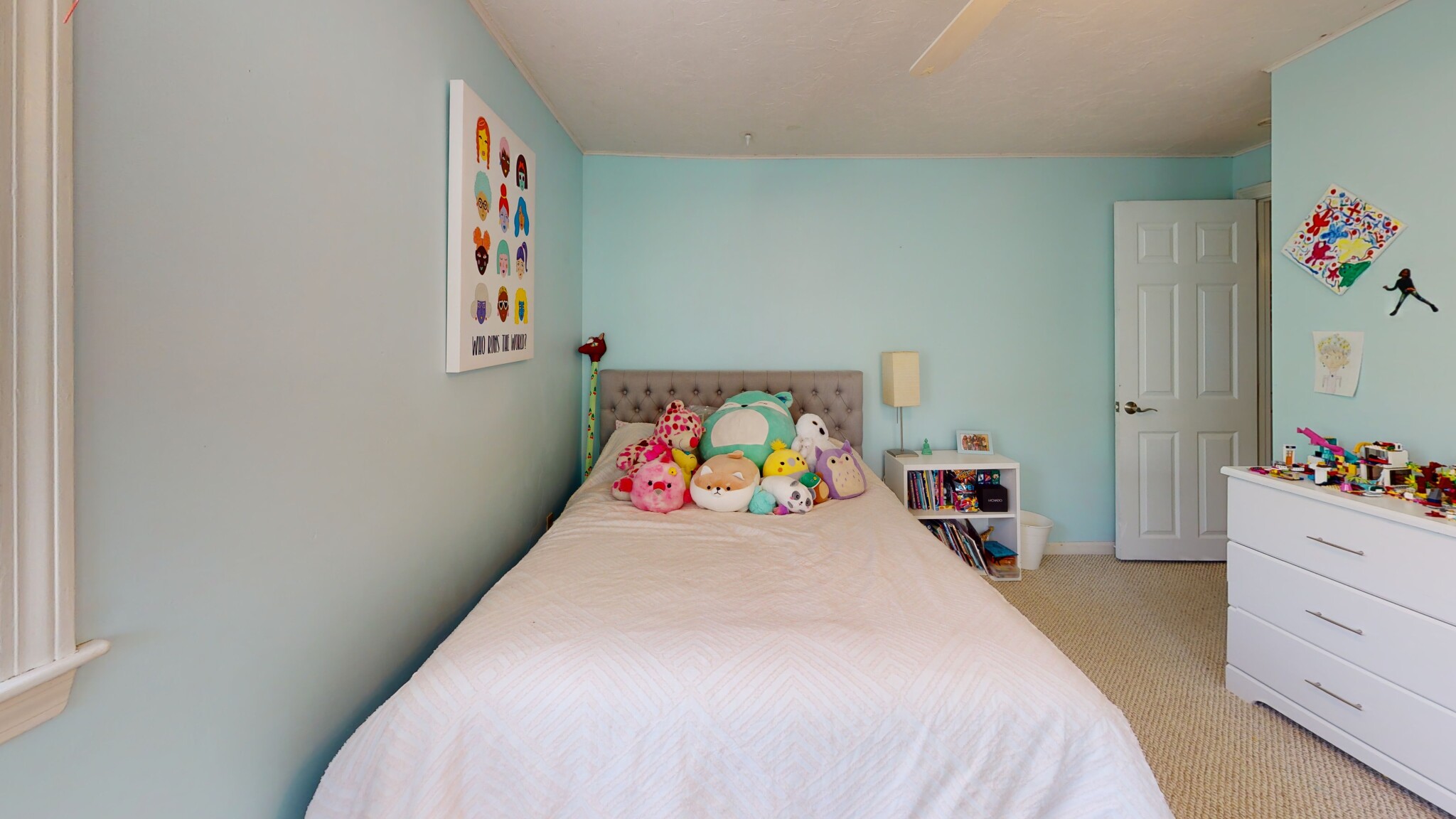 14 Wedgewood Rd, Framingham