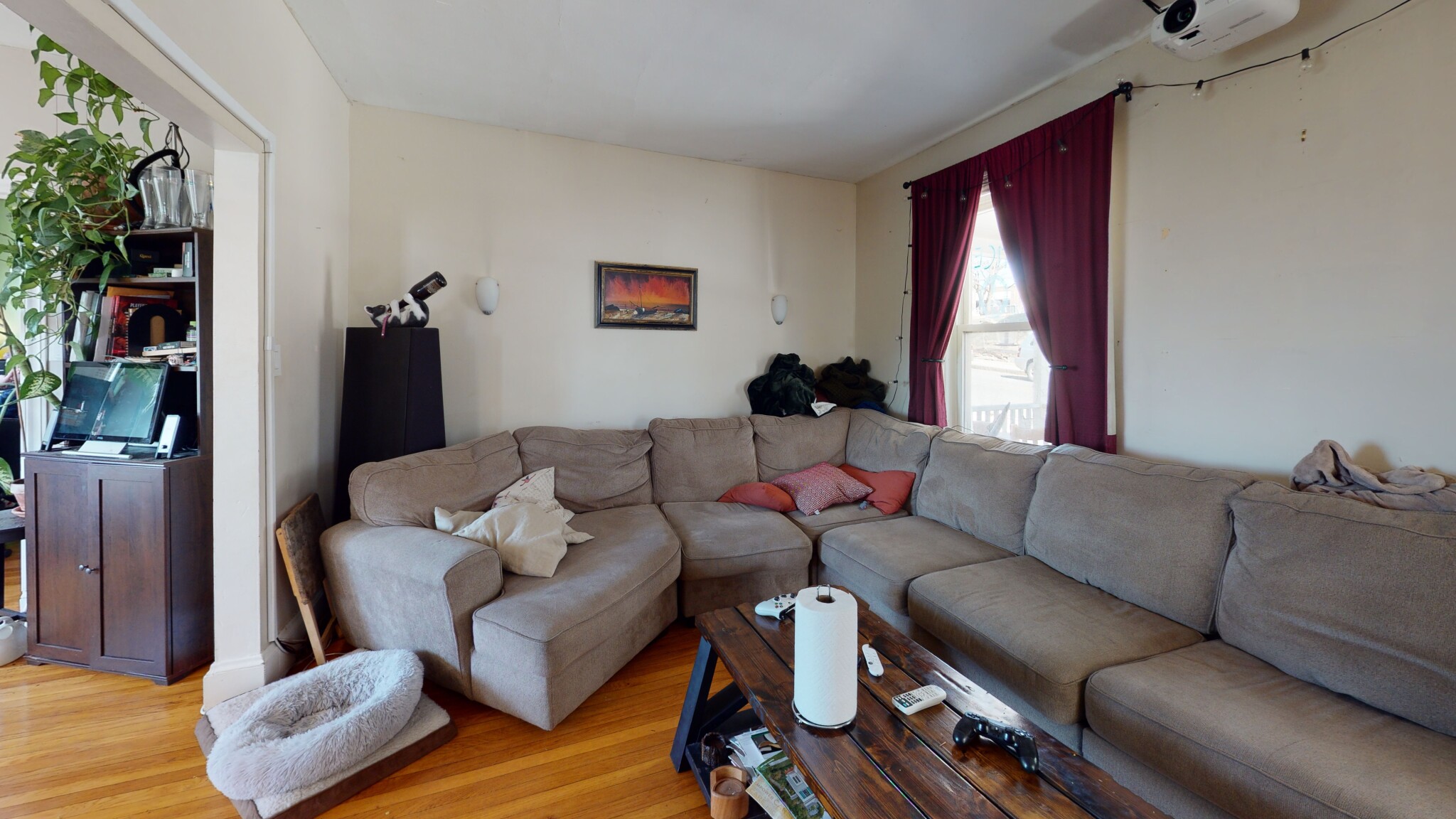 Photos of apartment on Larch St.,Boston MA 02135