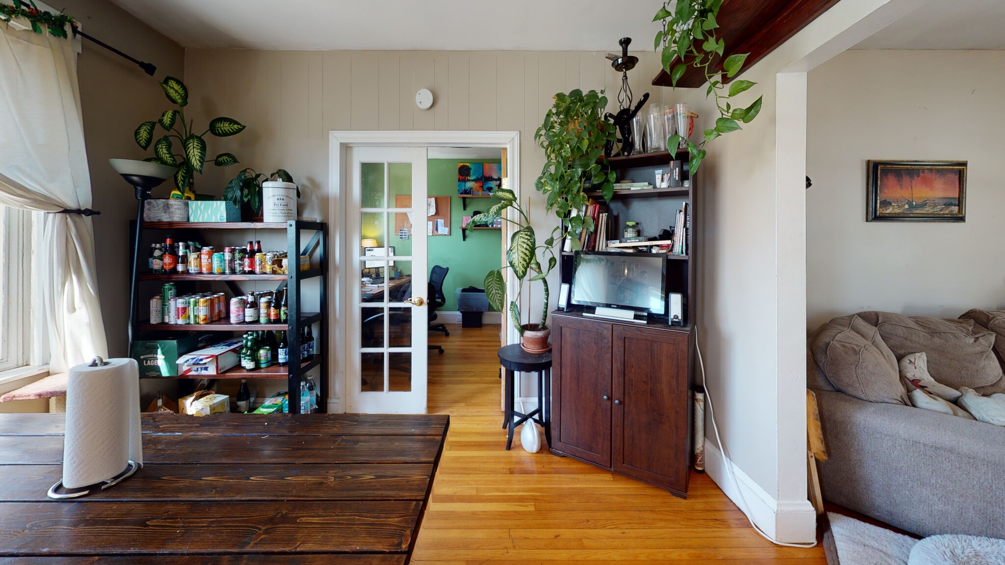 Photos of apartment on Larch St.,Boston MA 02135