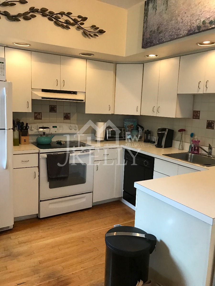 2 bed, 1 bath apartment for rent at 8 Vinton St Unit 2, South Boston — photo 6 of 11
