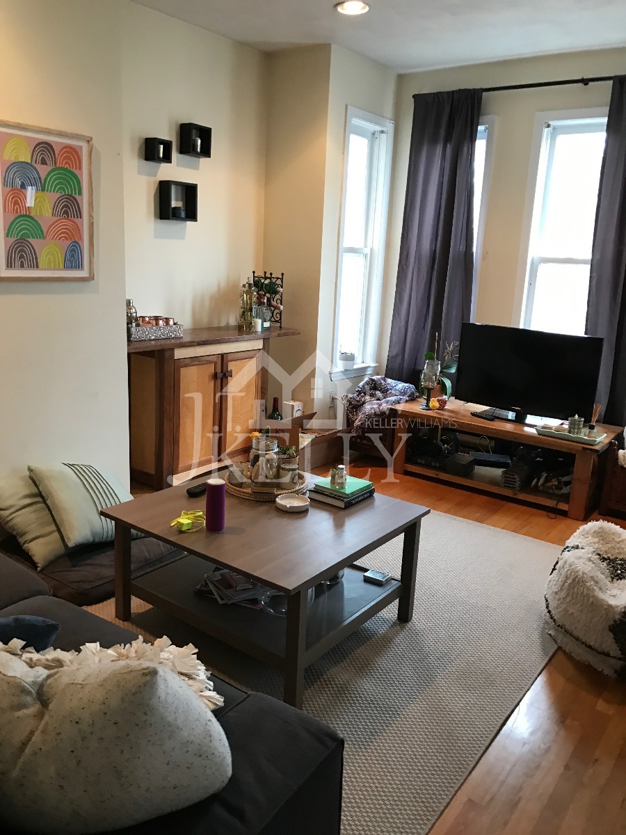 2 bed, 1 bath apartment for rent at 8 Vinton St Unit 2, South Boston — photo 7 of 11