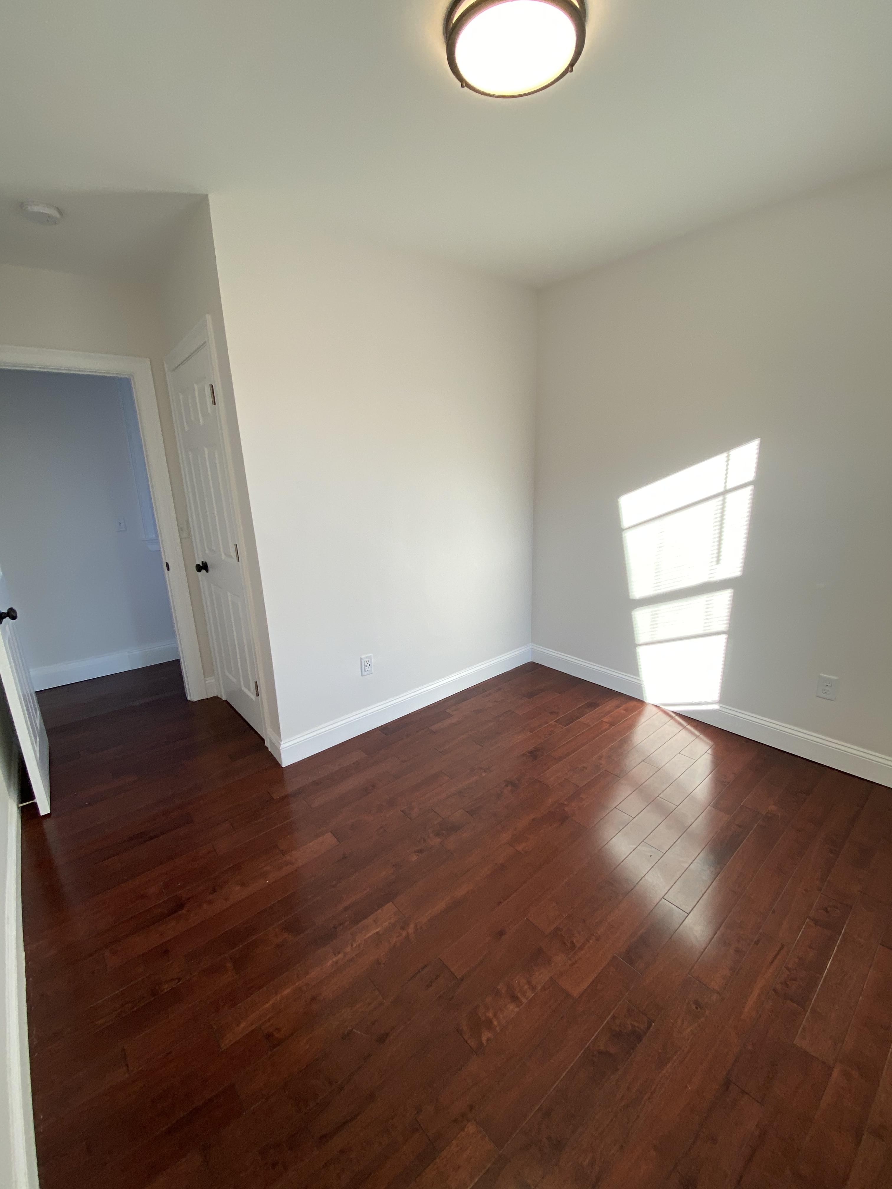 4 bed, 1 bath apartment for rent at 3 Cedar St Unit 2, Roxbury — photo 4 of 11