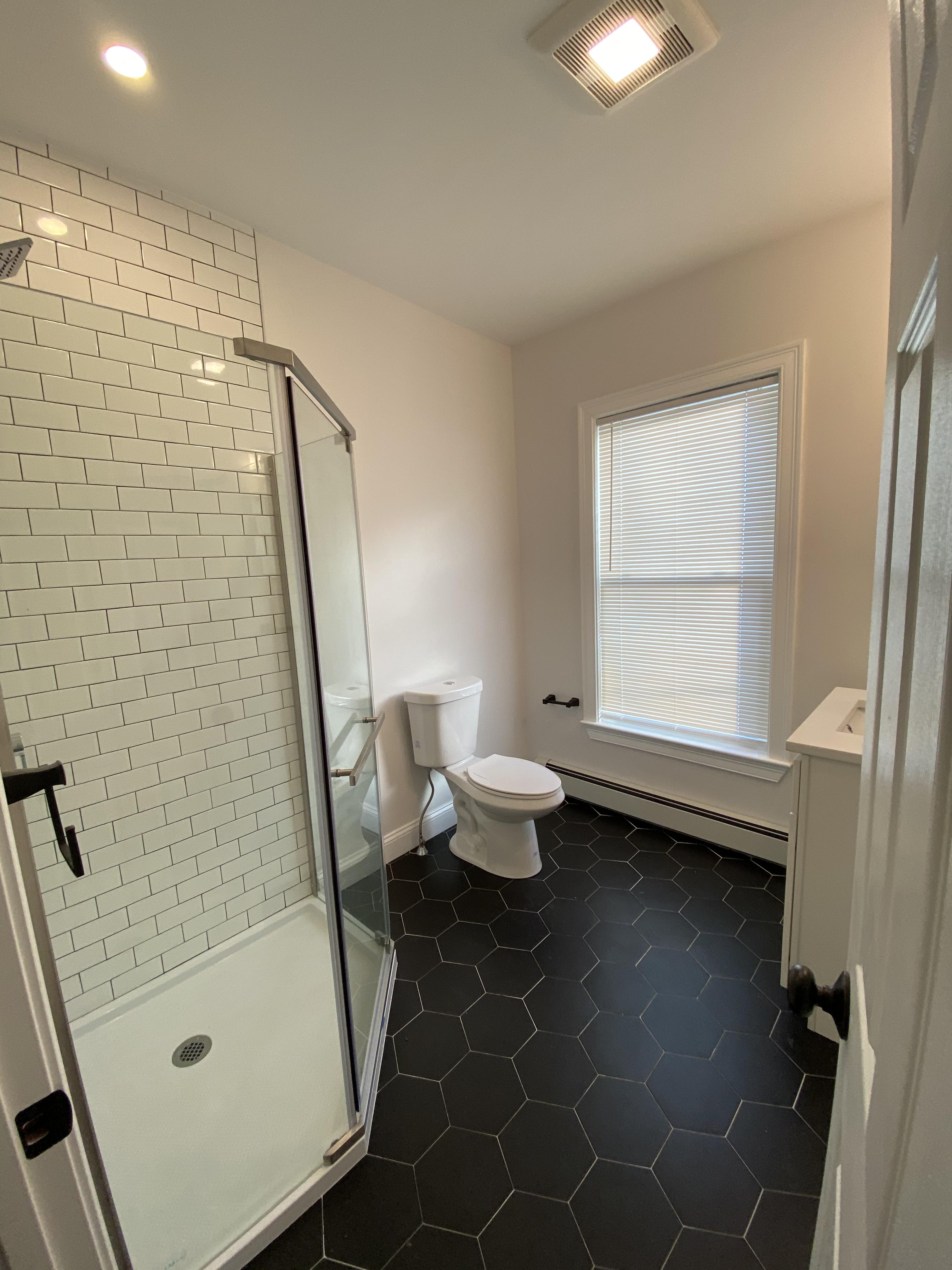 4 bed, 1 bath apartment for rent at 3 Cedar St Unit 2, Roxbury — photo 7 of 11
