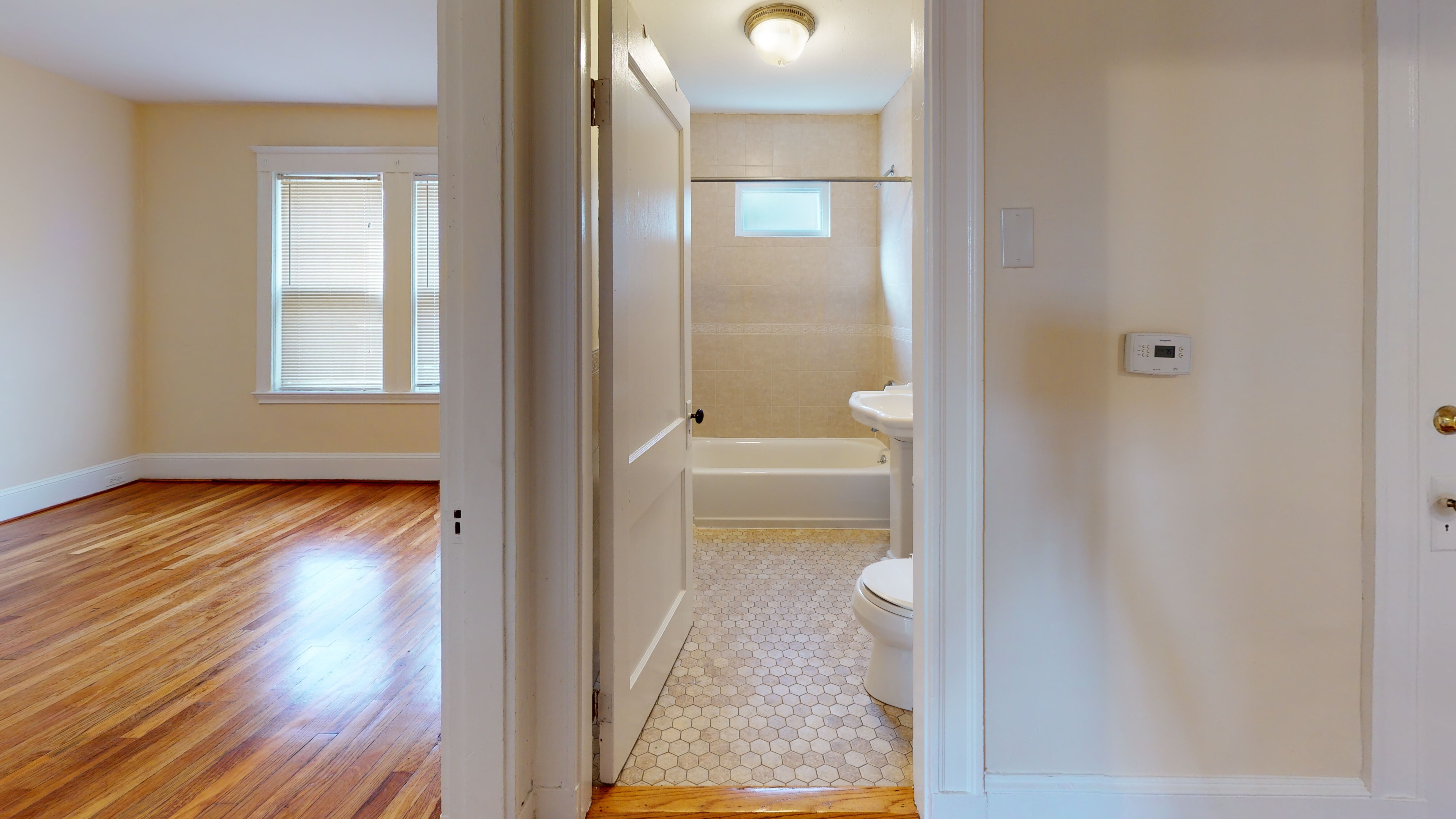 3 bed, 1 bath apartment for rent at 21 Frawley St Unit 1, Mission Hill — photo 3 of 9