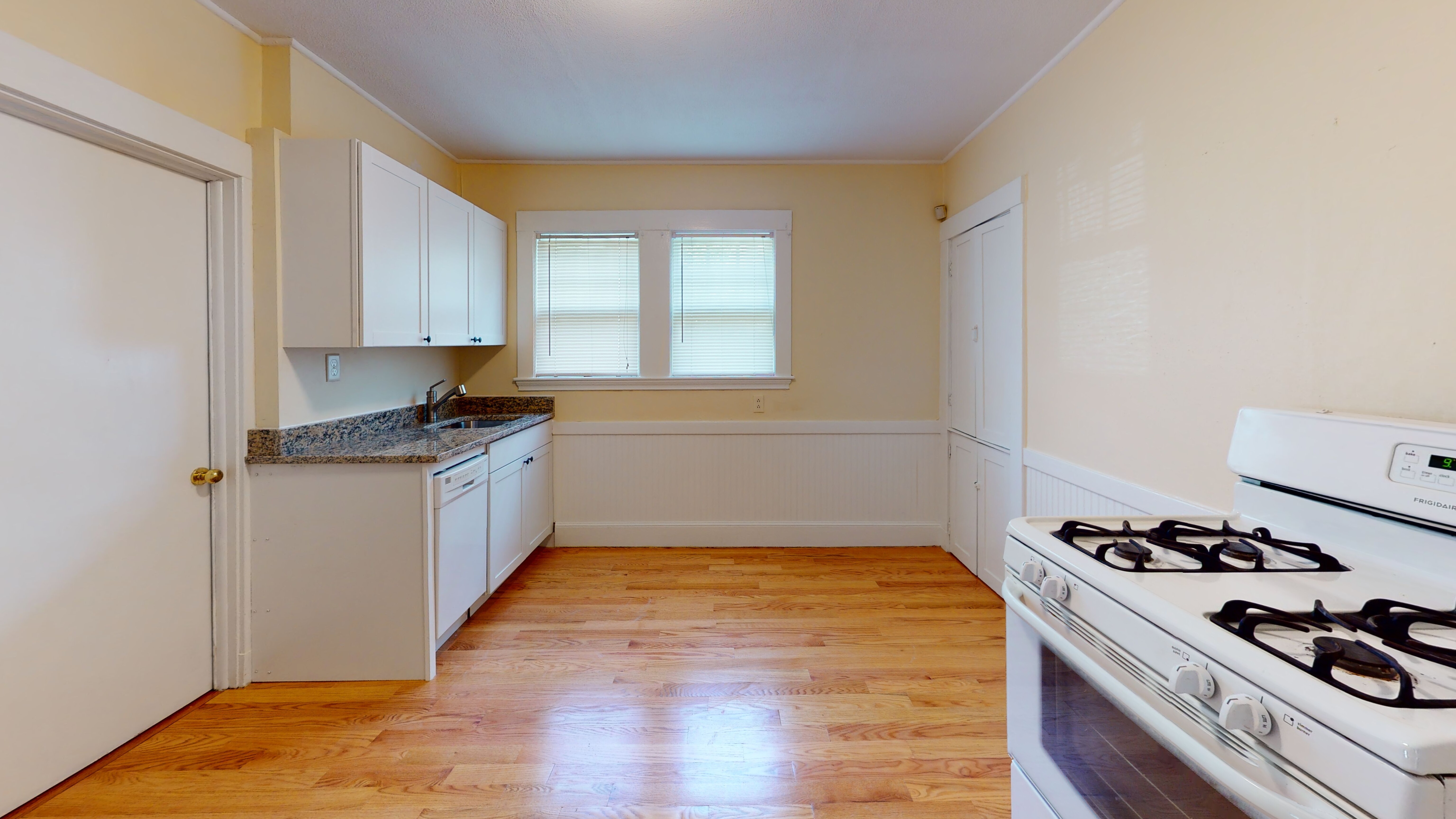 3 bed, 1 bath apartment for rent at 21 Frawley St Unit 1, Mission Hill — photo 1 of 9