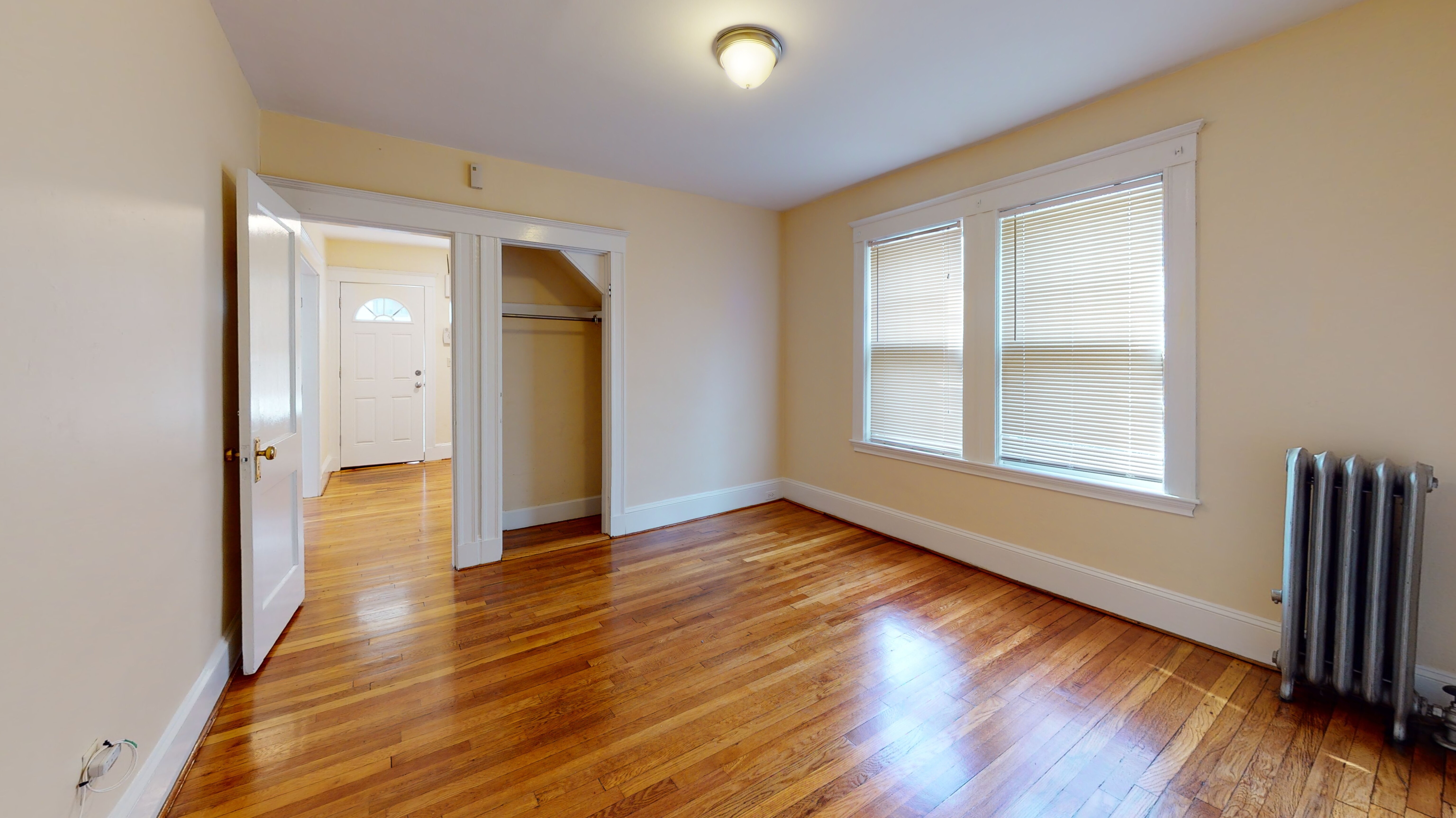 3 bed, 1 bath apartment for rent at 21 Frawley St Unit 1, Mission Hill — photo 5 of 9