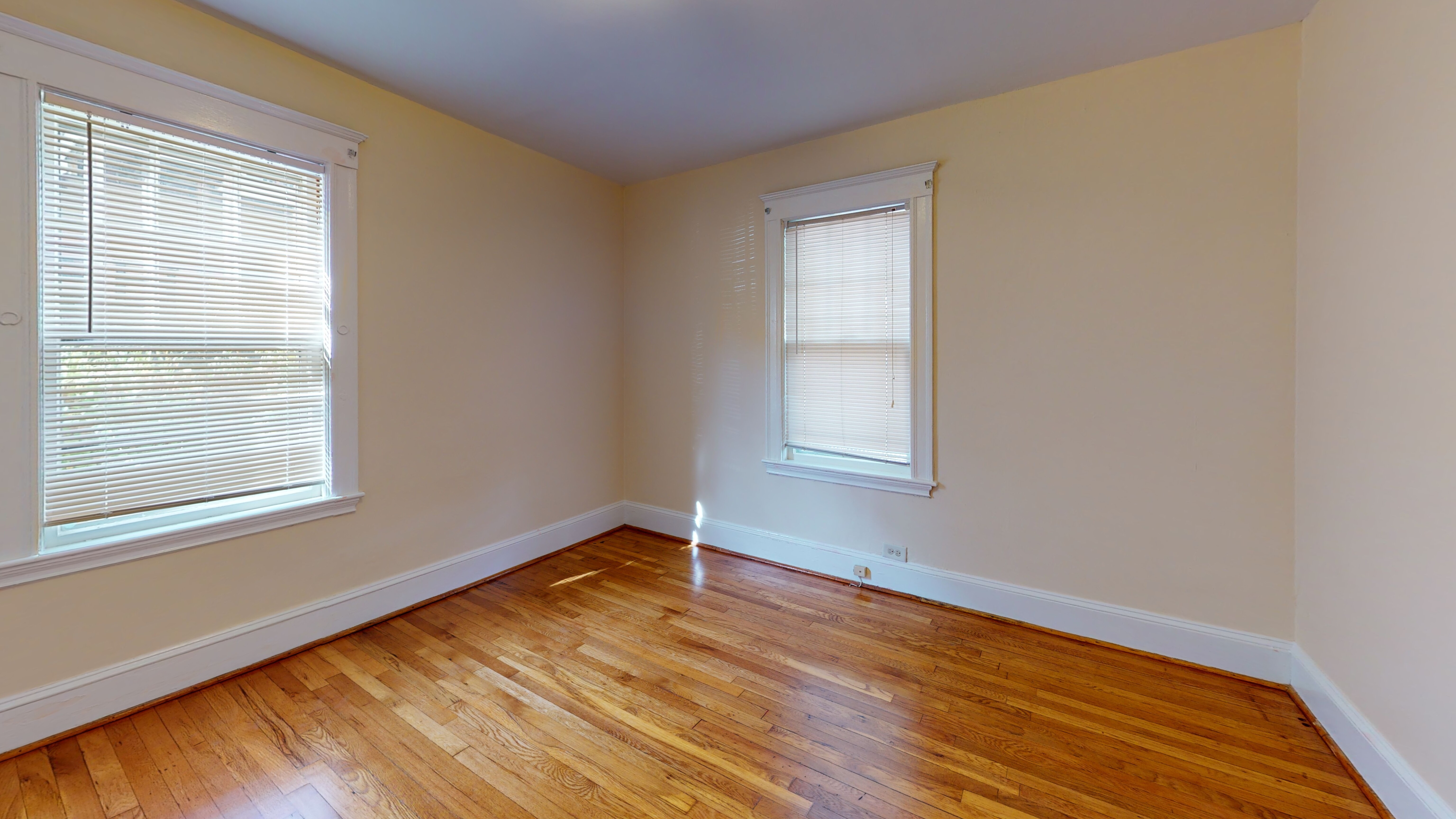 3 bed, 1 bath apartment for rent at 21 Frawley St Unit 1, Mission Hill — photo 7 of 9