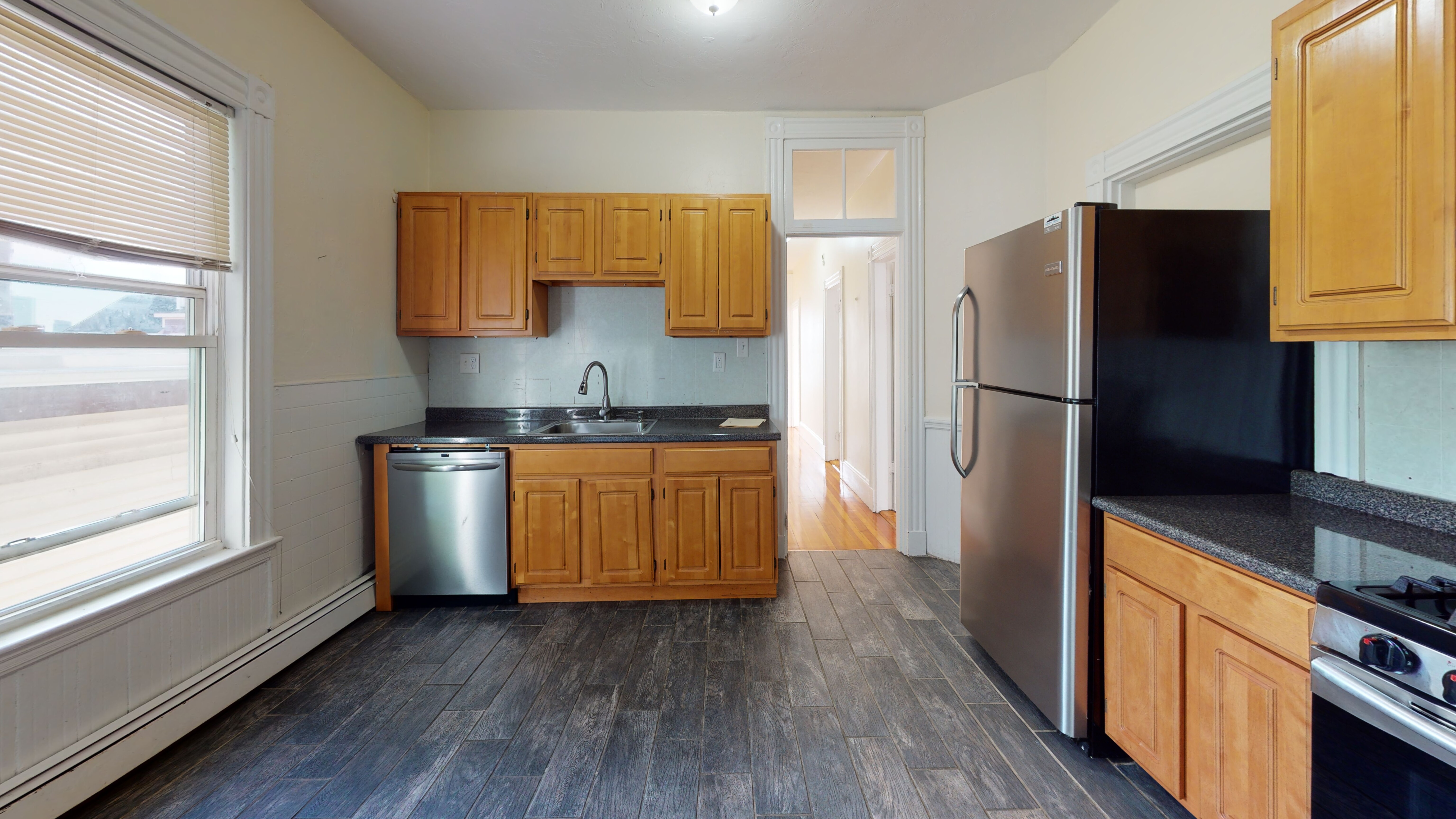 3 bed, 1 bath apartment for rent at 7 Sunset St Unit 3, Mission Hill — photo 1 of 7