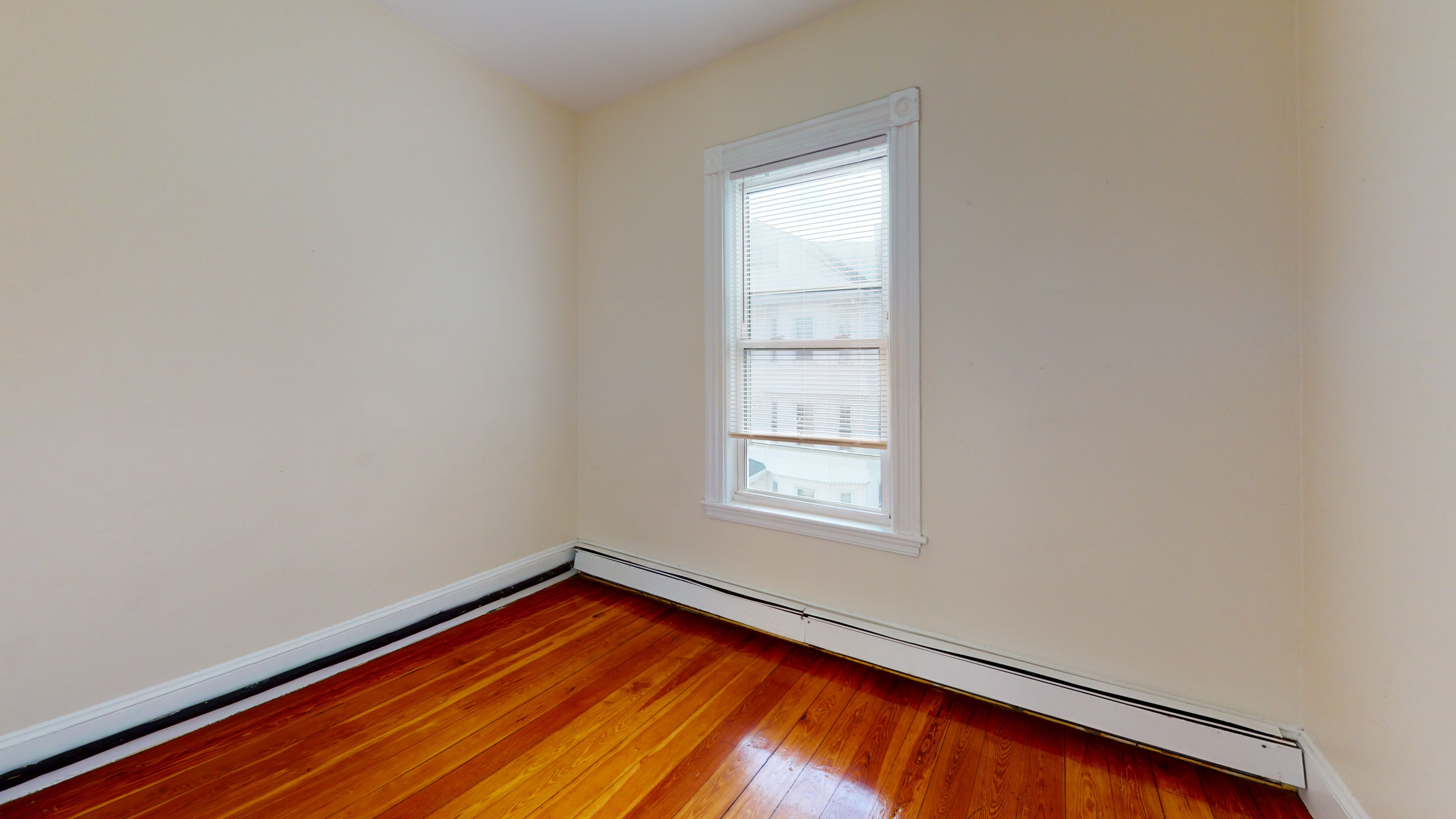 3 bed, 1 bath apartment for rent at 7 Sunset St Unit 3, Mission Hill — photo 6 of 7