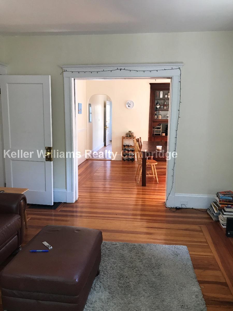 39 Ossipee, Somerville, MA - 4,250 USD/ month