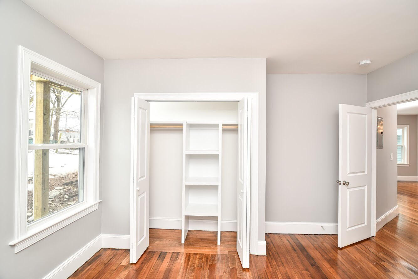 2 bed, 1 bath apartment for rent at 119 Blake St Unit 1, Hyde Park — photo 8 of 9