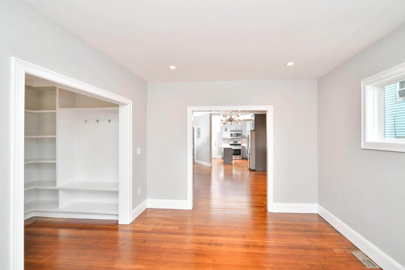 2 bed, 1 bath apartment for rent at 119 Blake St Unit 1, Hyde Park — photo 3 of 9