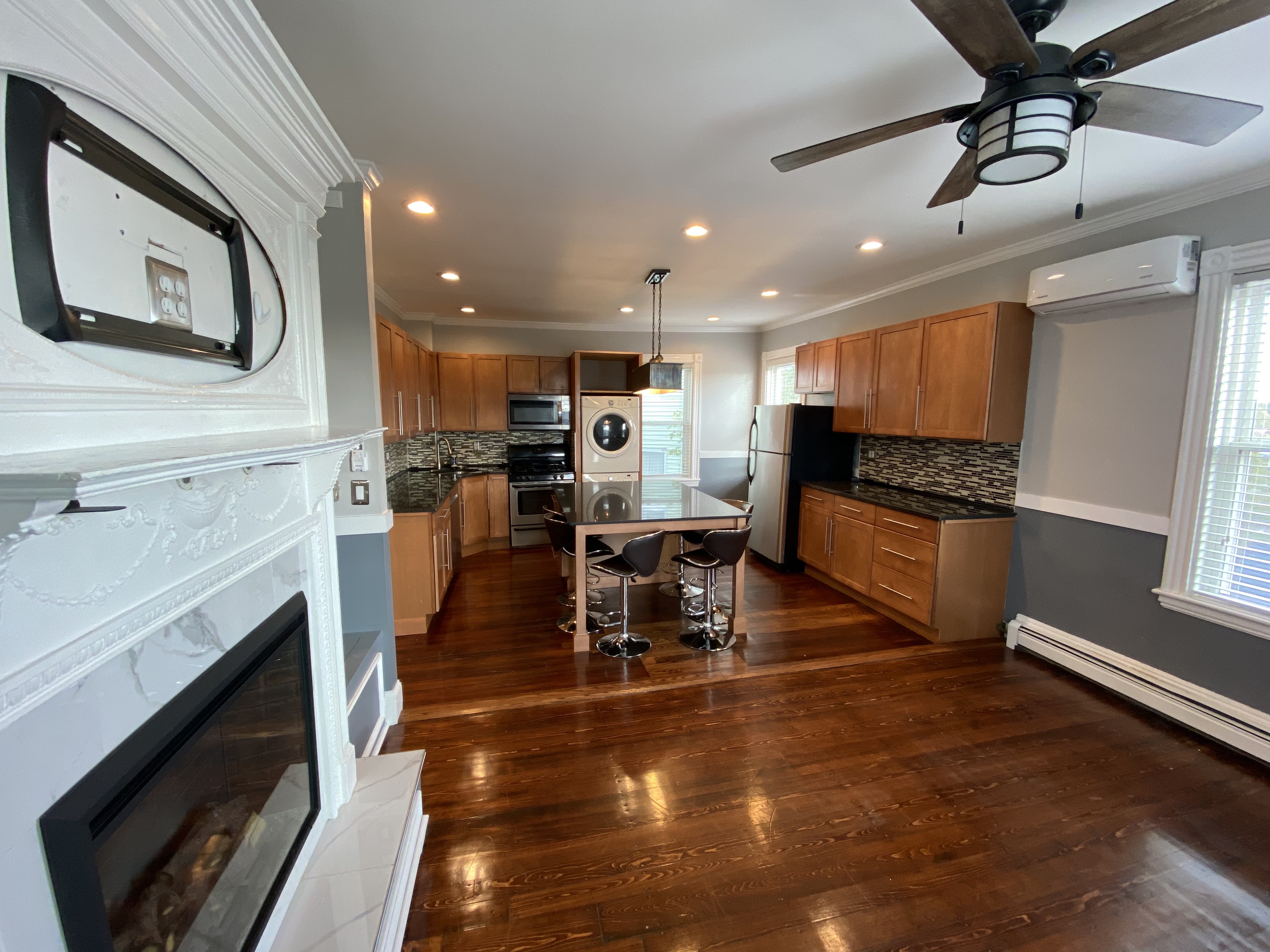 2 bed, 1 bath apartment for rent at 198 Highland St Unit 3, Roxbury — photo 3 of 11