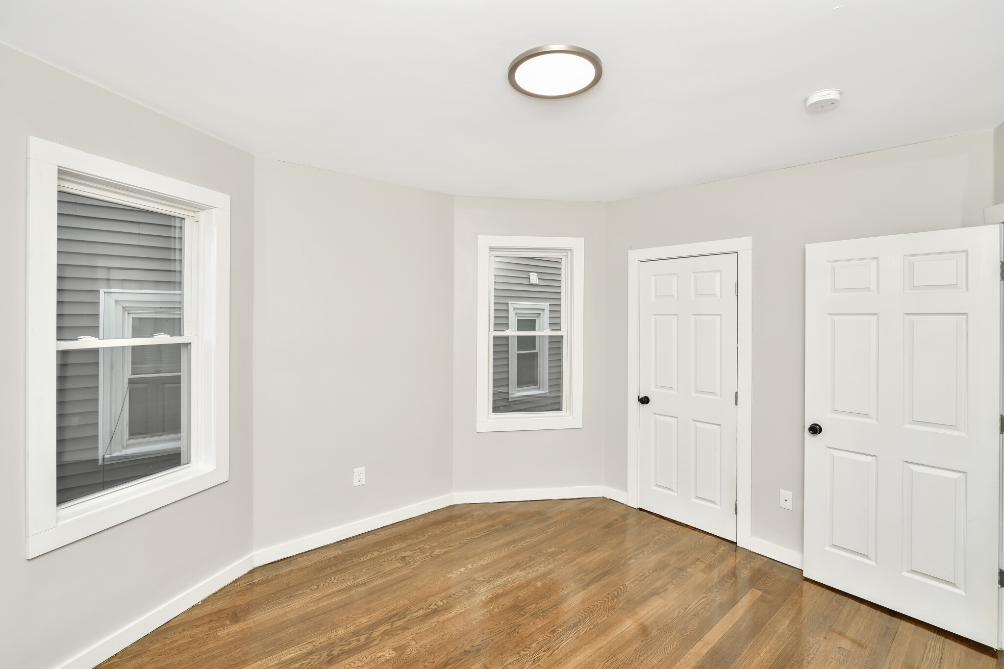 81 Ellington St, Dorchester