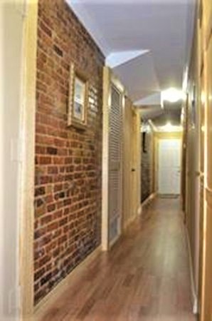 3 bed, 1 bath apartment for rent at 83 Francis St Unit 3, Coolidge Corner — photo 3 of 12