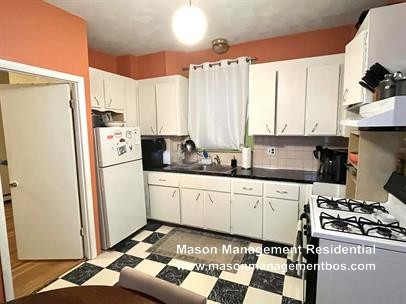 Photos of apartment on Phillips St.,Boston MA 02114