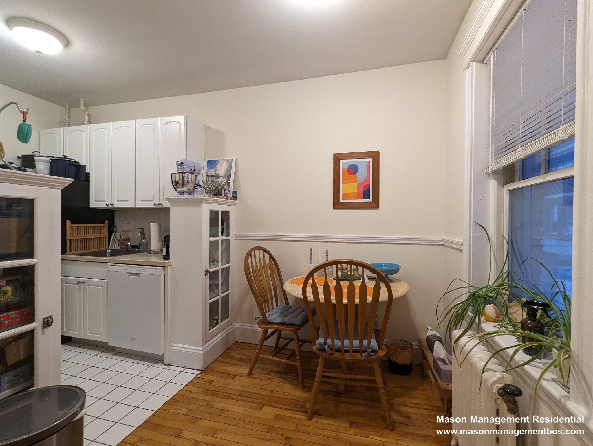 Photos of apartment on Massachusetts Ave.,Cambridge MA 02139