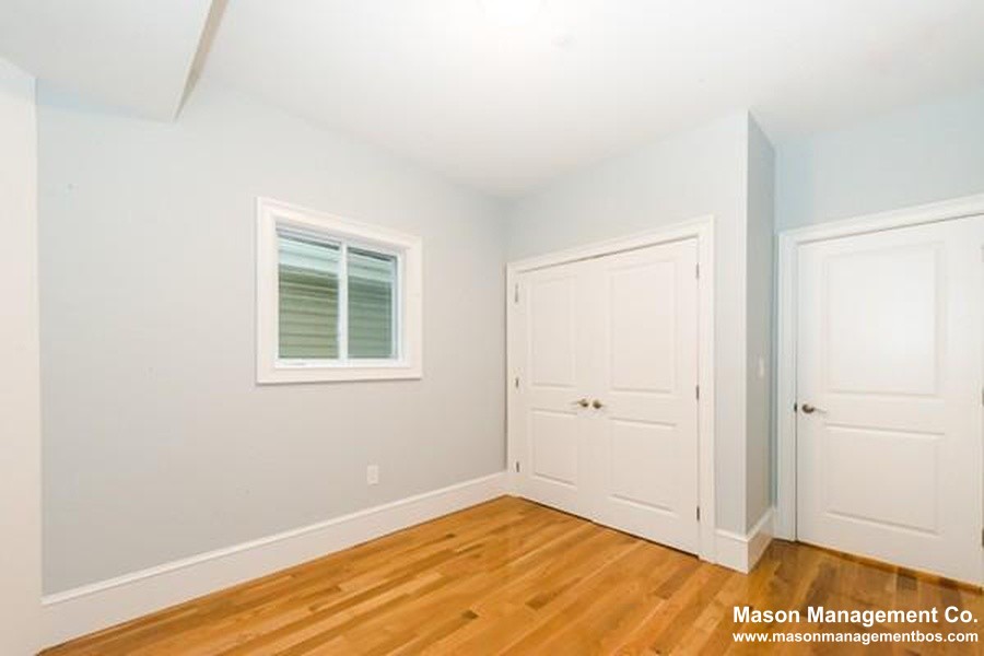 Photos of apartment on Washington St.,Boston MA 02131