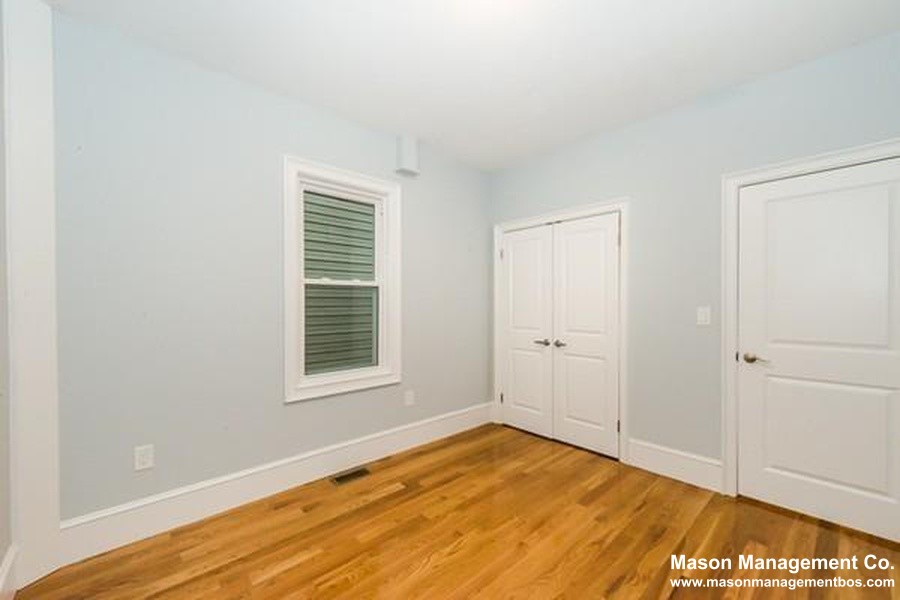 Photos of apartment on Washington St.,Boston MA 02131