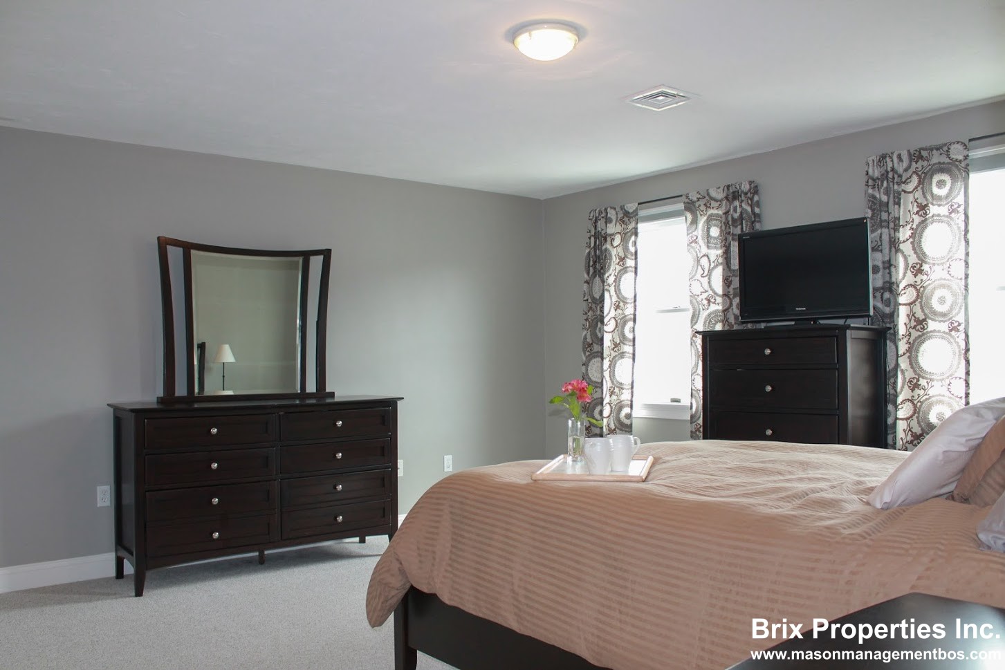 81 Overland Rd, Waltham