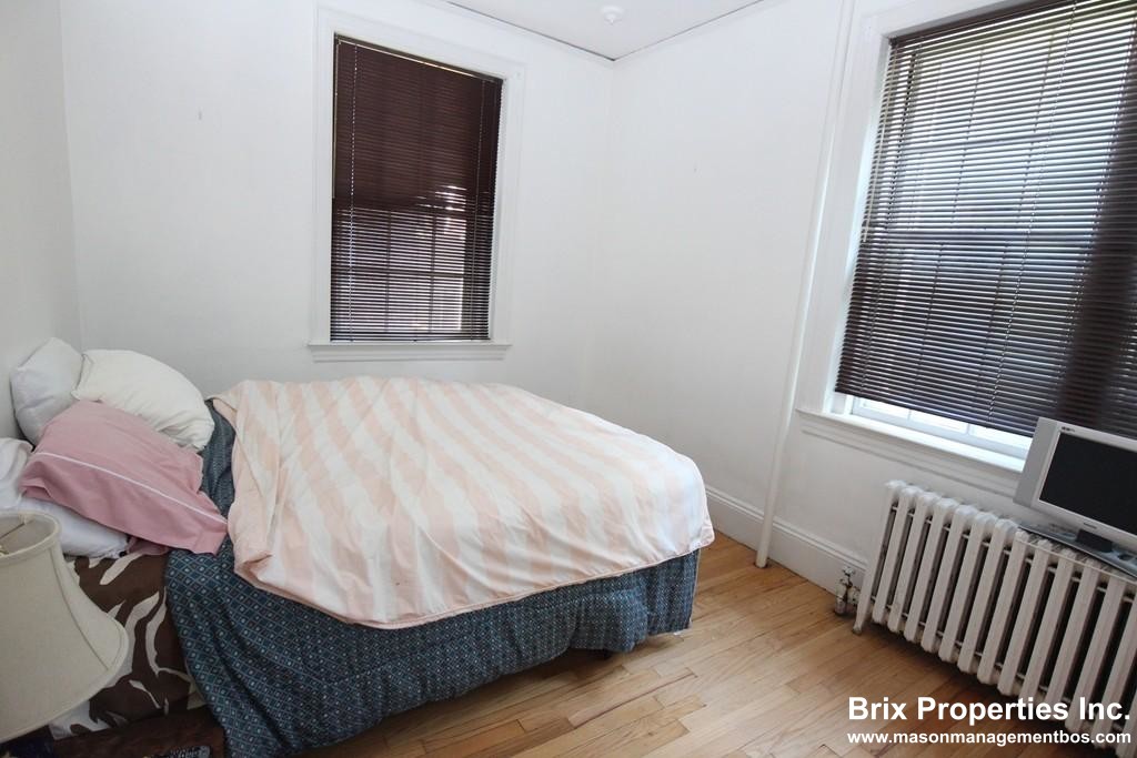 Photos of apartment on Mount Auburn St.,Cambridge MA 02138
