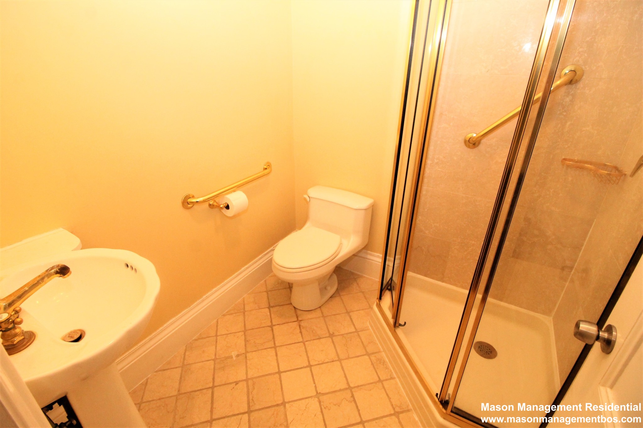 36 Davis Ave, Emerson Gardens