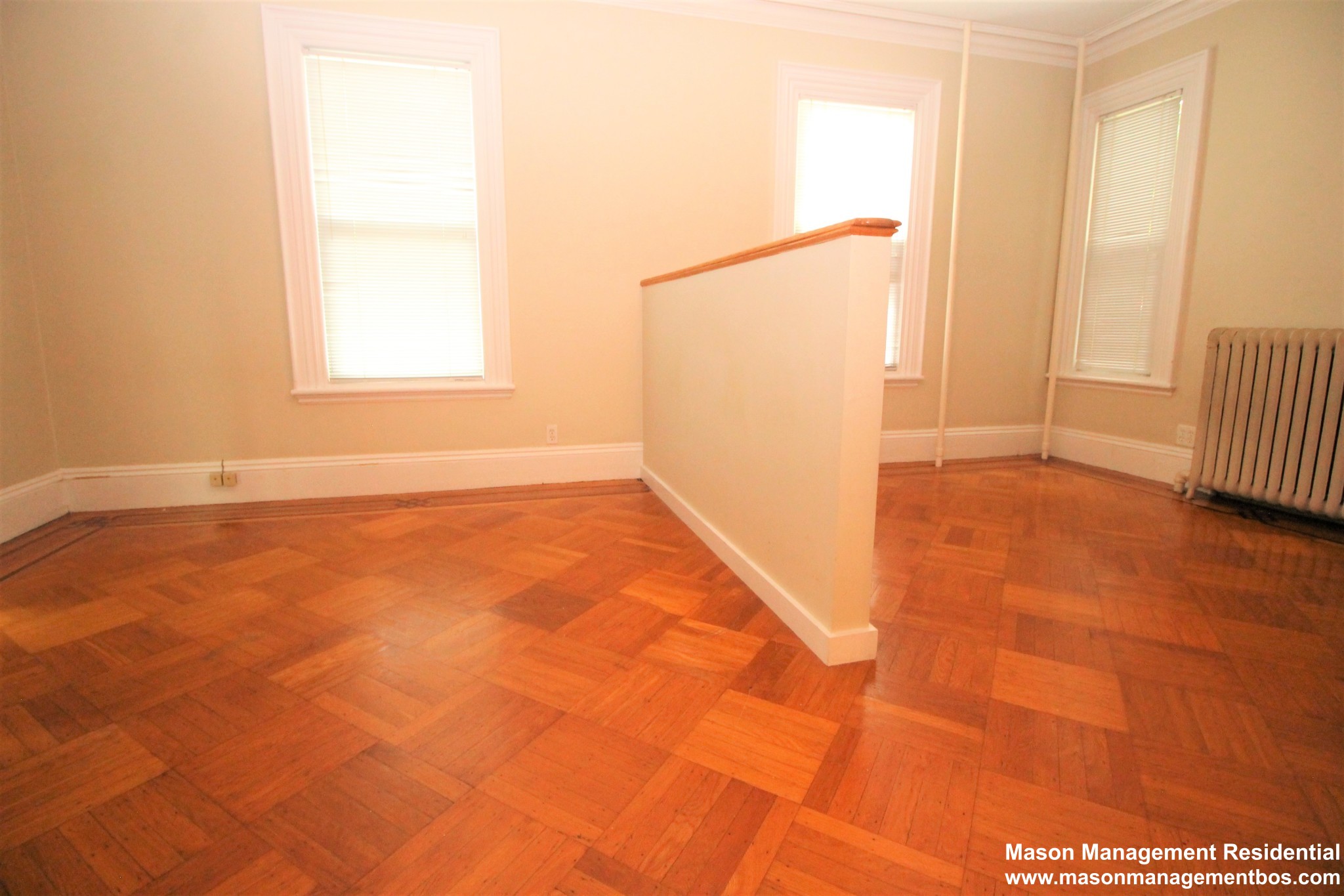 36 Davis Ave, Emerson Gardens