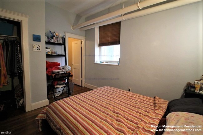 1666 Commonwealth Ave, Brighton