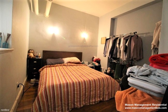 1666 Commonwealth Ave, Brighton