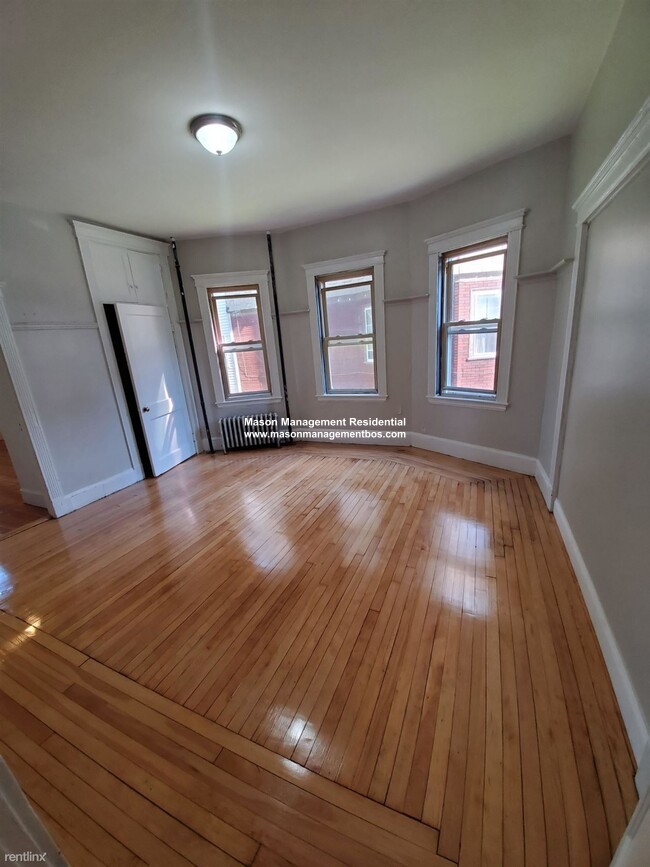Photos of apartment on Arden St.,Boston MA 02134