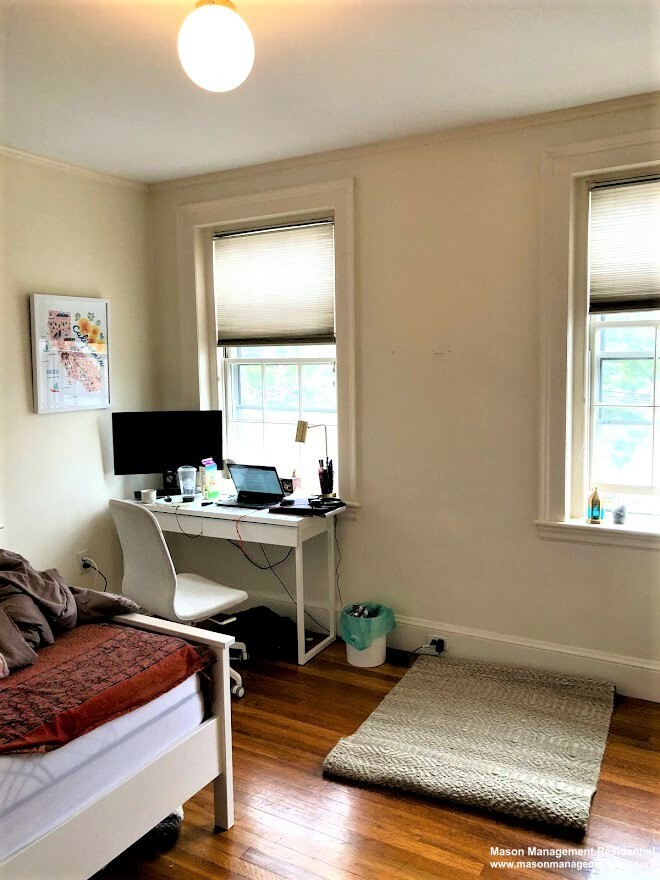 32 Shepard St, Neighborhood Nine