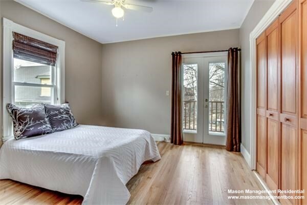 Photos of apartment on Sacramento Pl.,Cambridge MA 02138