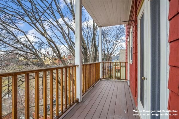 Photos of apartment on Sacramento Pl.,Cambridge MA 02138