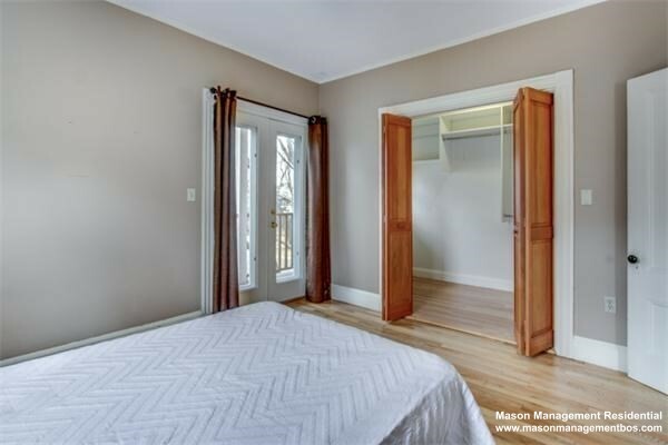 Photos of apartment on Sacramento Pl.,Cambridge MA 02138