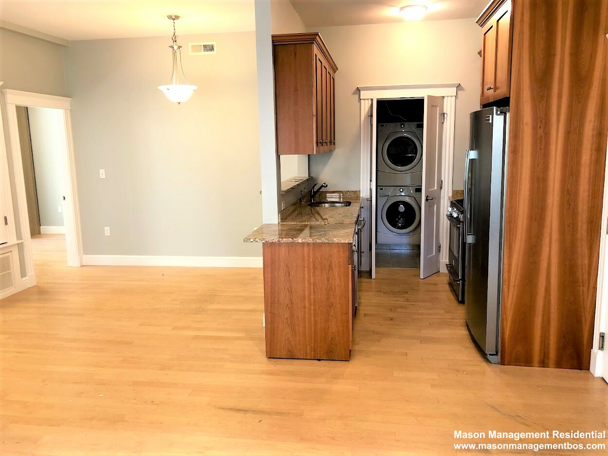 2 bed, 2 bath apartment for rent at 69 Bolton St Unit 102, Cambridge — photo 2 of 12