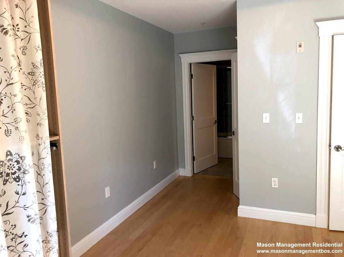 2 bed, 2 bath apartment for rent at 69 Bolton St Unit 102, Cambridge — photo 5 of 12