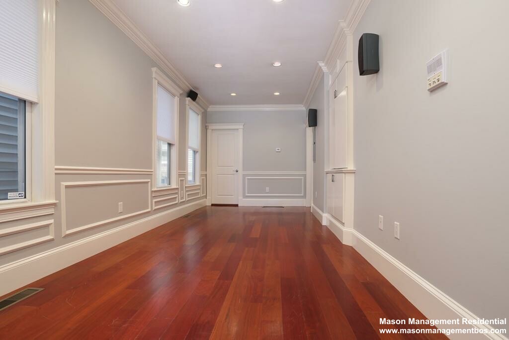 2 bed, 1 bath apartment for rent at 464 East 6th St Unit 1, South Boston — photo 1 of 7