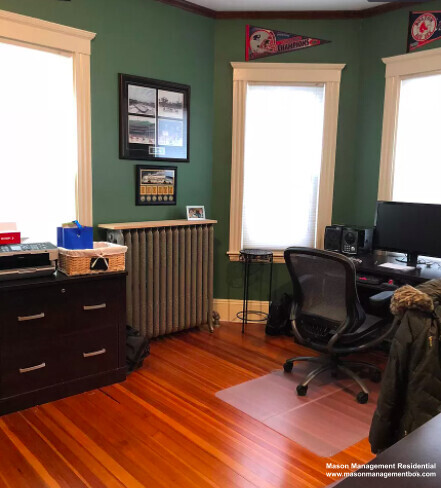 60 Parkton Rd, Jamaica Plain