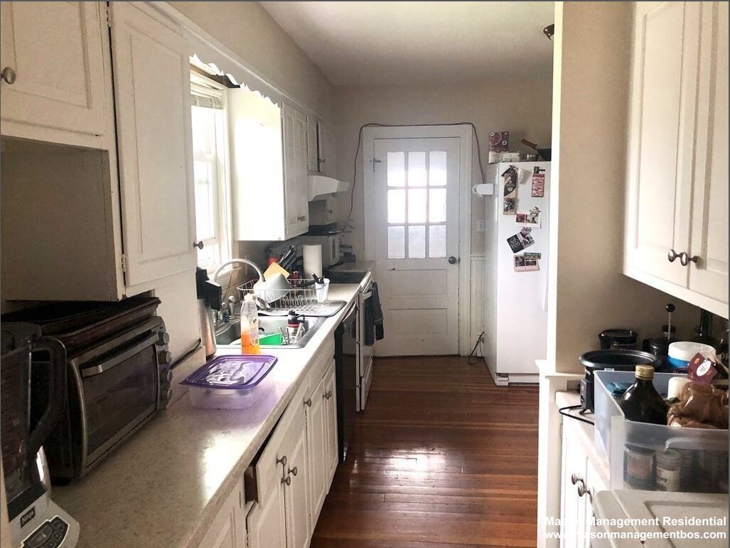 1530 Columbia Rd, South Boston