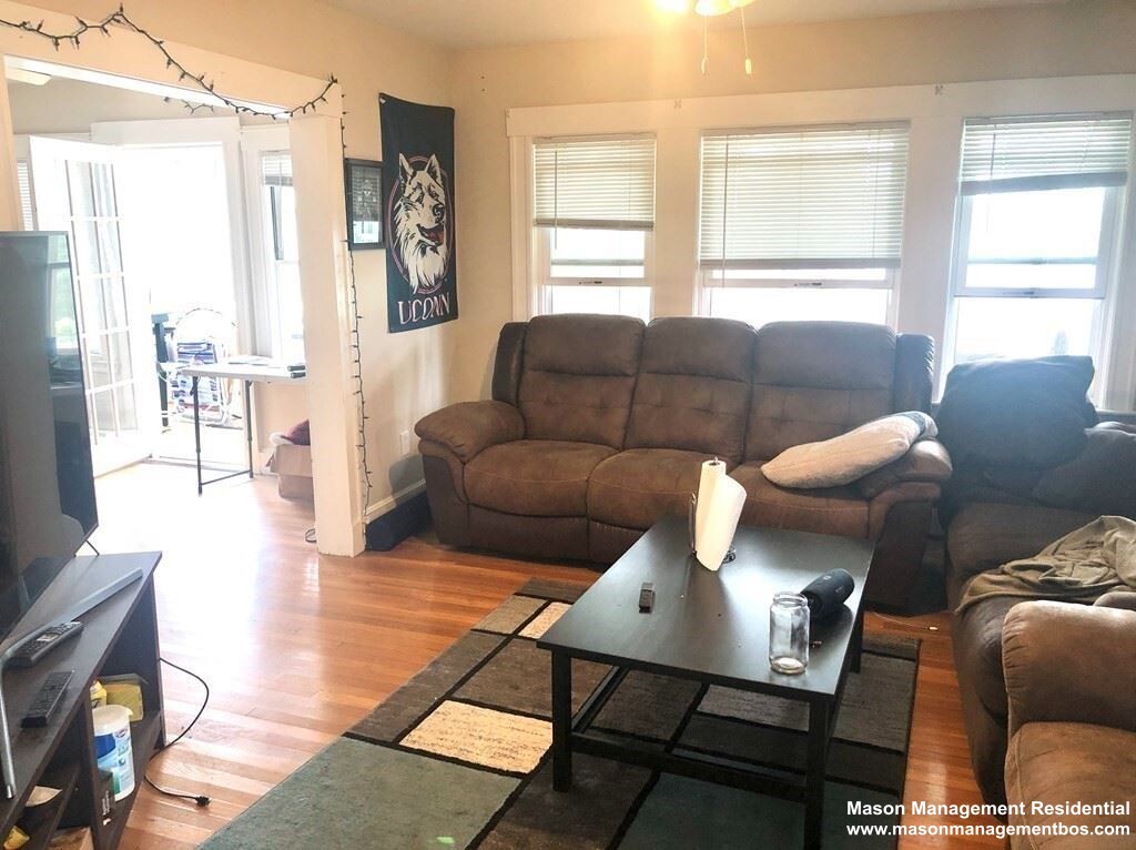 1530 Columbia Rd, South Boston