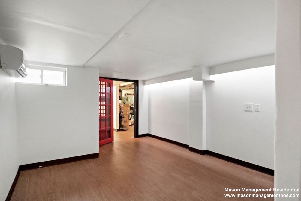 34 Everett Ave, East Somerville