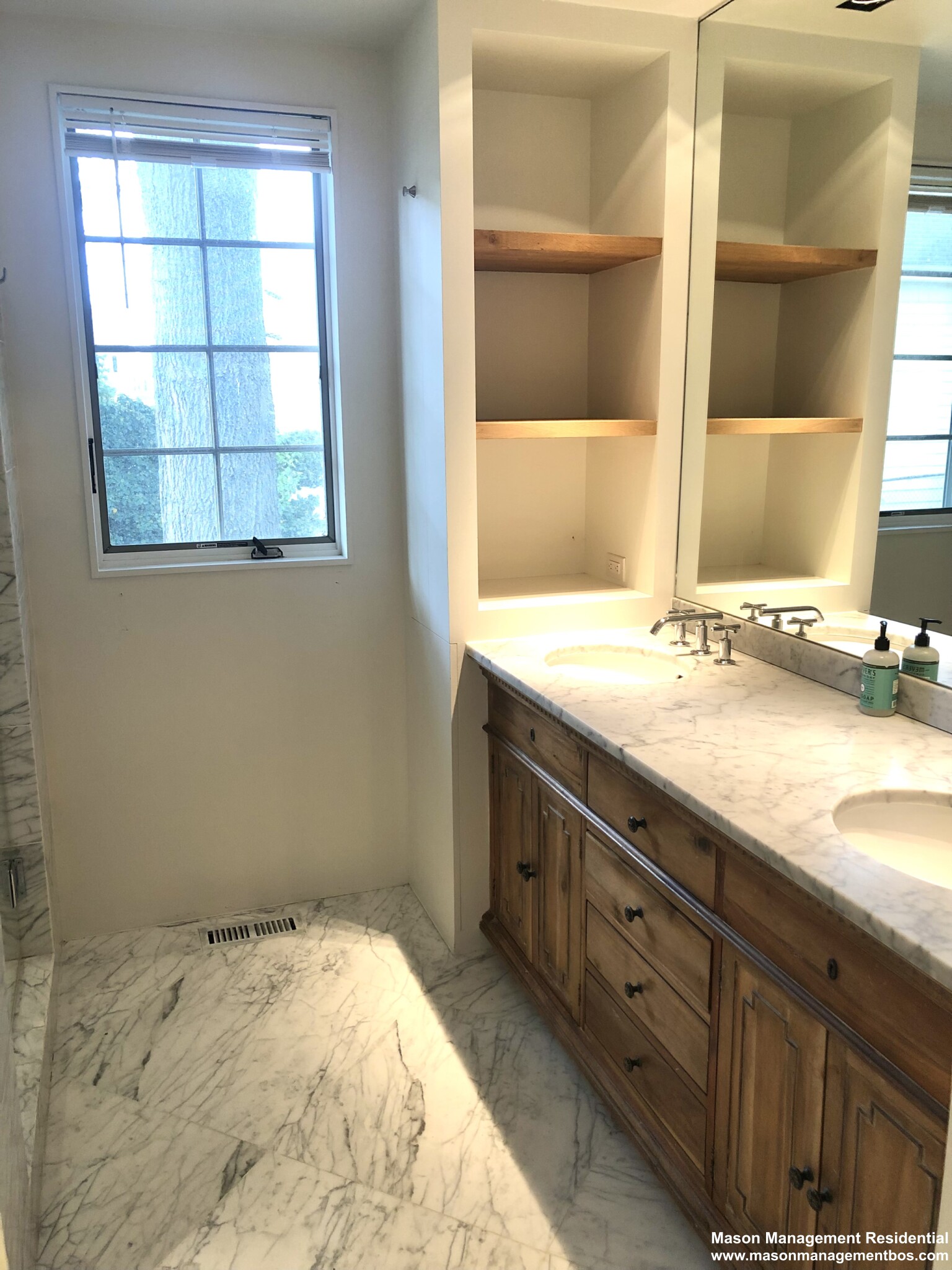 34 Everett Ave, East Somerville